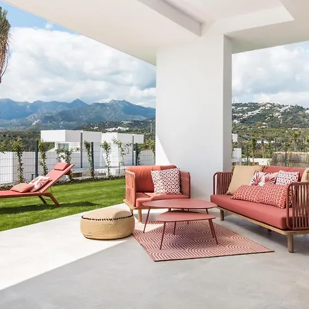 Exclusive New Within Santa Clara And Golf & Country Club Apartment *