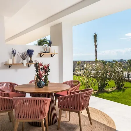 Exclusive New Within Santa Clara And Golf & Country Club Apartment *