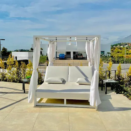 Exclusive New Within Santa Clara And Golf & Country Club Apartment Marbella
